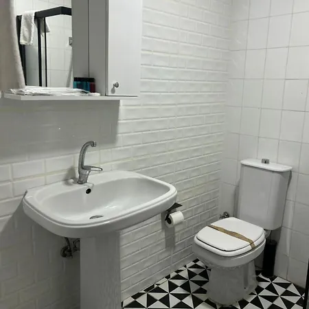 Villa Luxurious 1 *
